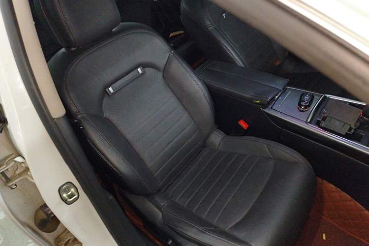 Used Citroen C6 2017 380THP Prestige Model Right Front Seat
