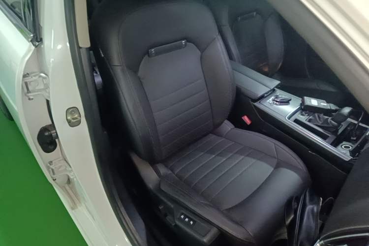 Used Citroen C6 2017 380THP Prestige Model Right Front Seat