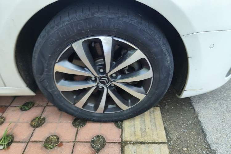 Used Citroen C6 2017 380THP Prestige Model Right Front Wheel Hub