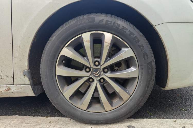 Used Citroen C6 2017 Revised Version 380THP Prestige Nappa Edition Right Front Wheel Hub
