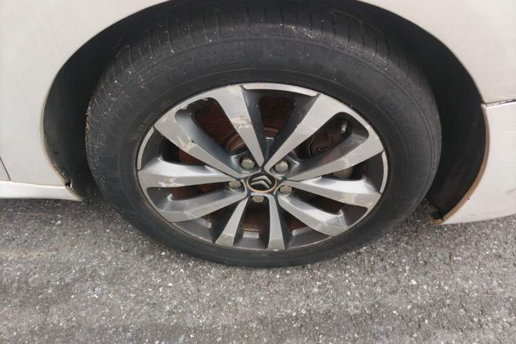 Used Citroen C6 2017 380THP Luxury Version Right Front Wheel Hub
