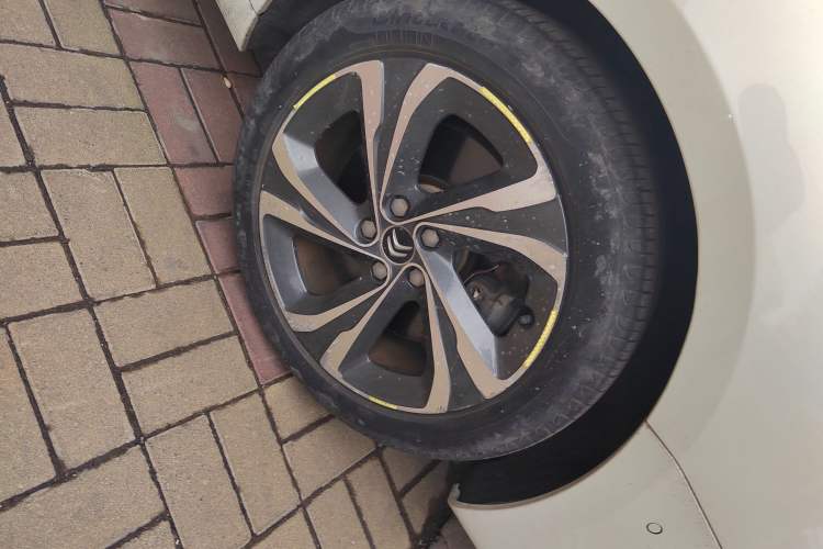 Used Citroen C6 2017 380THP Prestige Model Right Front Wheel Hub