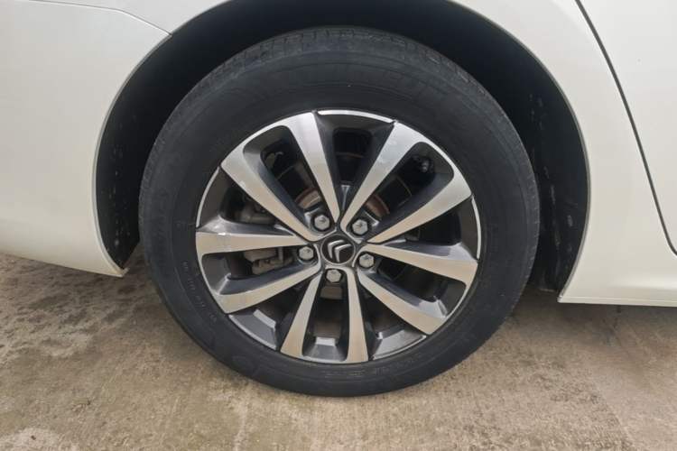 Used Citroen C6 2017 350THP Luxury Model Right Rear Wheel Hub
