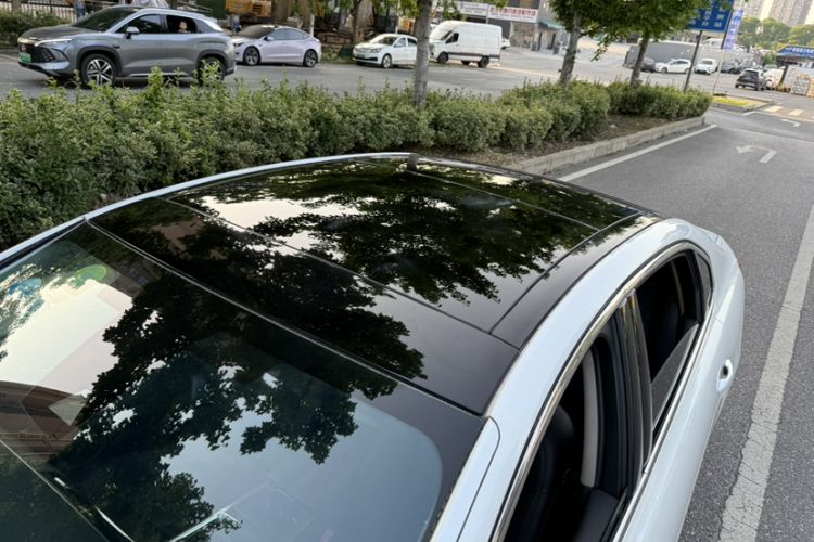 Used Citroen C6 2017 380THP Prestige Model Roof