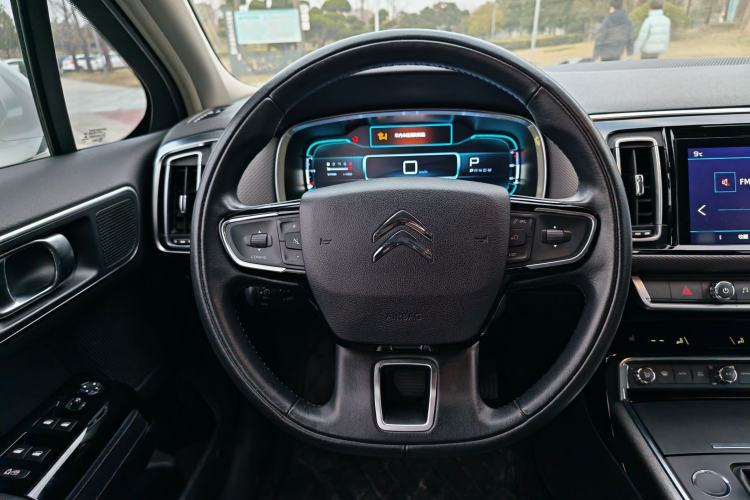 Used Citroen C6 2017 380THP Luxury Version Steering Wheel