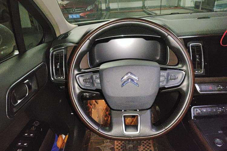 Used Citroen C6 2017 380THP Flagship Edition Steering Wheel