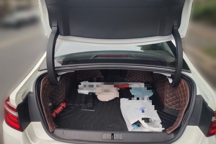 Used Citroen C6 2017 380THP Luxury Version Trunk