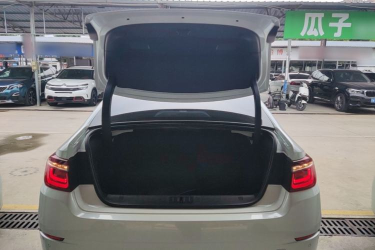 Used Citroen C6 2017 380THP Flagship Edition Trunk