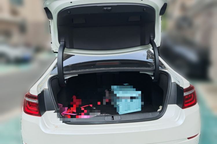 Used Citroen C6 2017 380THP Prestige Model Trunk