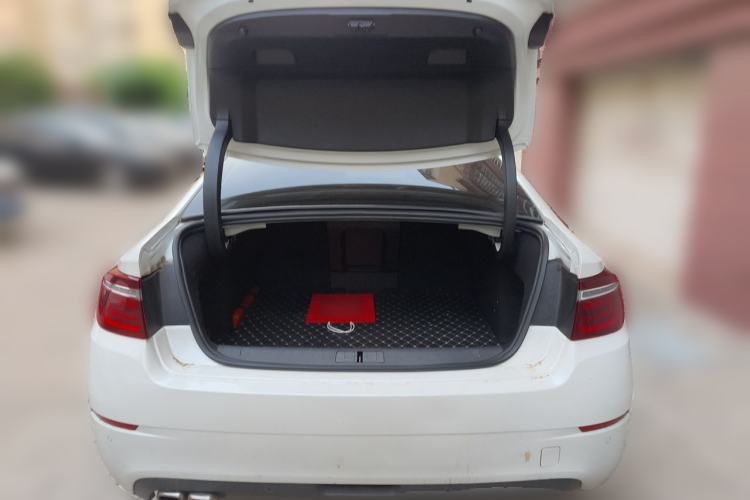 Used Citroen C6 2017 Revised Version 380THP Luxury Edition Trunk