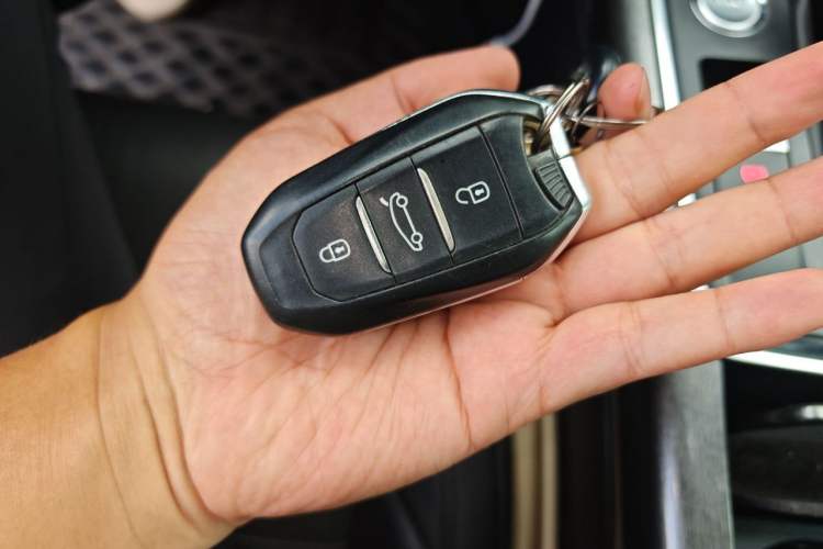 Used Citroen C6 2017 380THP Prestige Model Vehicle Key
