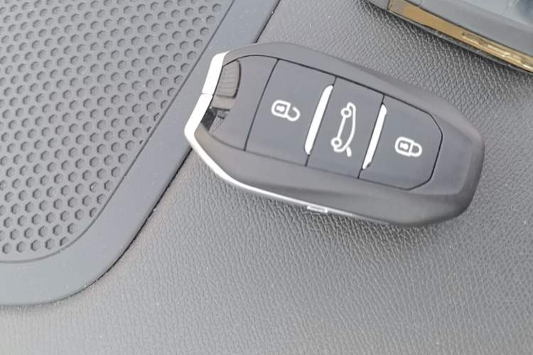 Used Citroen C6 2017 380THP Prestige Model Vehicle Key