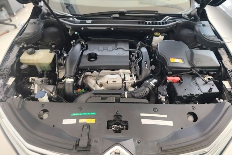Used Citroen C6 2018 380THP Luxury Version Engine Bay