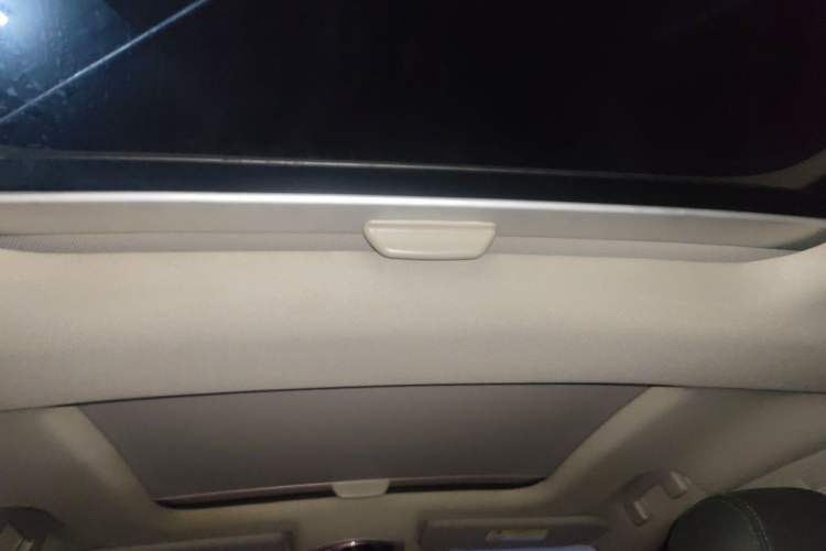 Used Citroen C6 2018 380THP Luxury Version Headliner