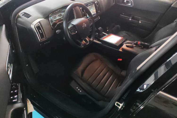 Used Citroen C6 2018 380THP Luxury Version Interior 3
