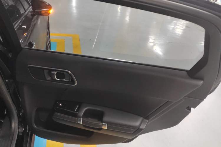 Used Citroen C6 2018 380THP Luxury Version Interior 6