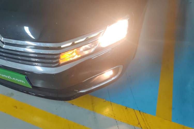 Used Citroen C6 2018 380THP Luxury Version Left Front Headlight