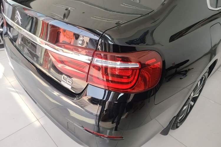 Used Citroen C6 2018 380THP Luxury Version Right Rear Taillight