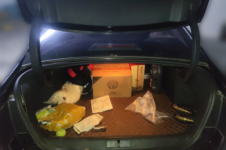 Used Citroen C6 2018 380THP Luxury Version Trunk