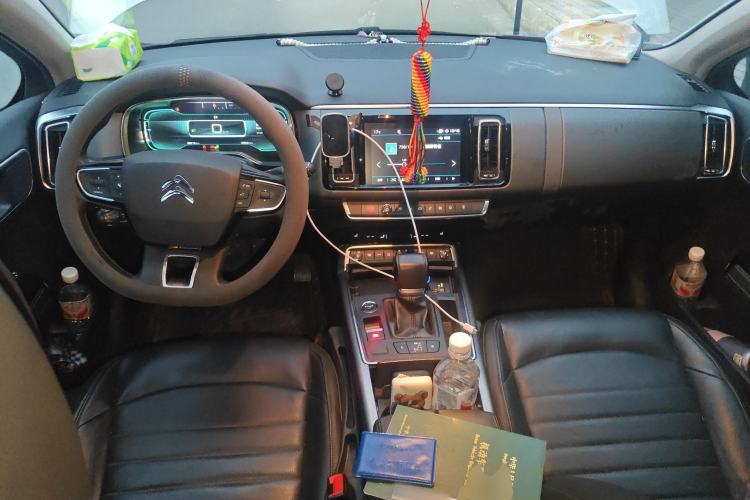 Used Citroen C6 2018 380THP Luxury Version Center Console