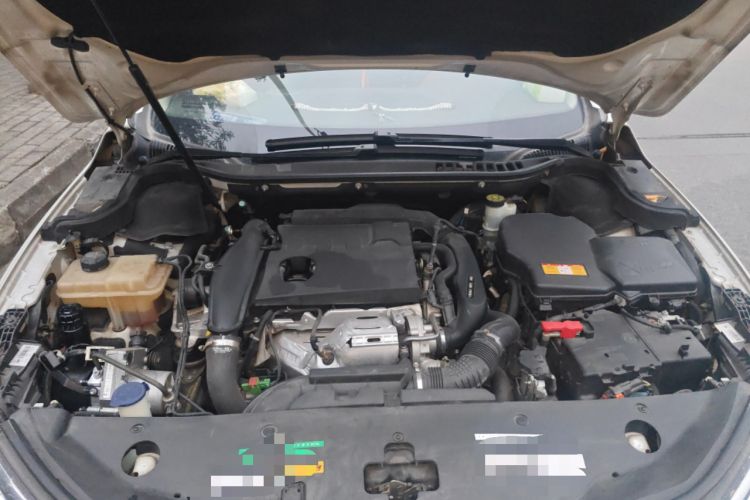 Used Citroen C6 2018 380THP Luxury Version Engine Bay