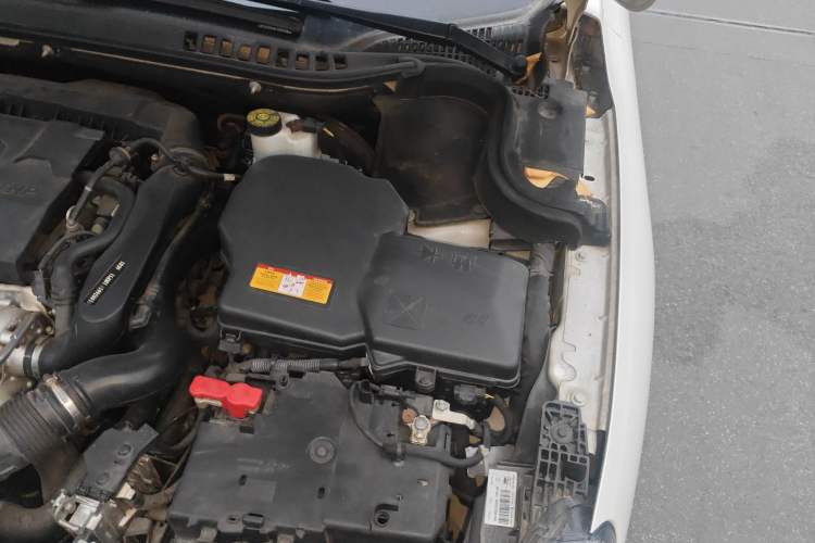 Used Citroen C6 2018 380THP Luxury Version Engine Bay Left