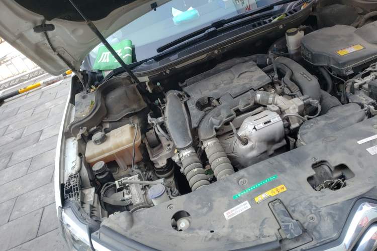Used Citroen C6 2018 350THP Luxury Model Engine Bay Right