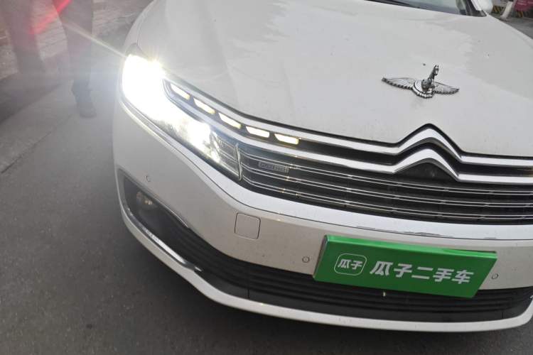 Used Citroen C6 2018 380THP Luxury Version Right Front Headlight