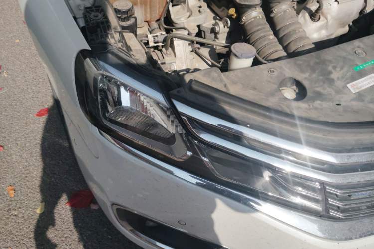 Used Citroen C6 2018 350THP Luxury Model Right Front Headlight