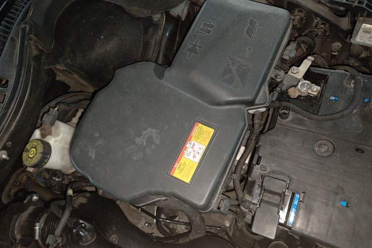 Used Citroen C6 2019 400THP Luxury Model Engine Bay Left