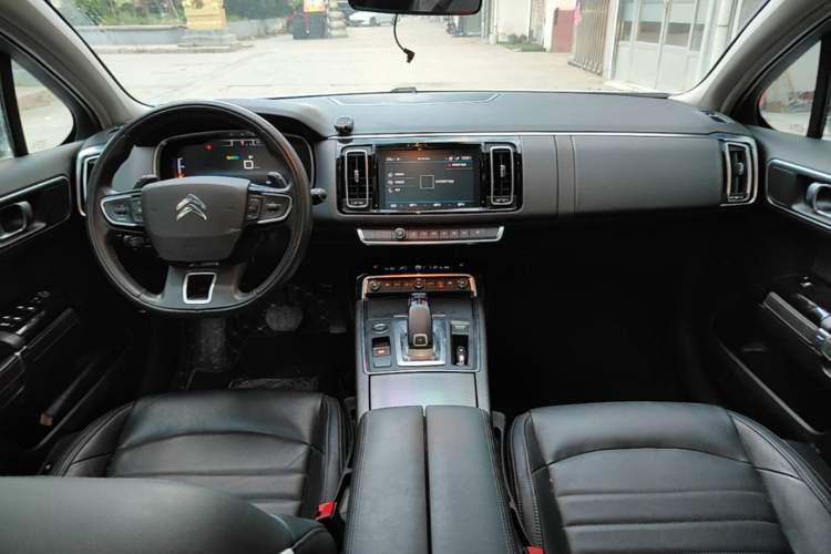 Used Citroen C6 2019 400THP ORIGINS Centennial Deluxe Edition Center Console