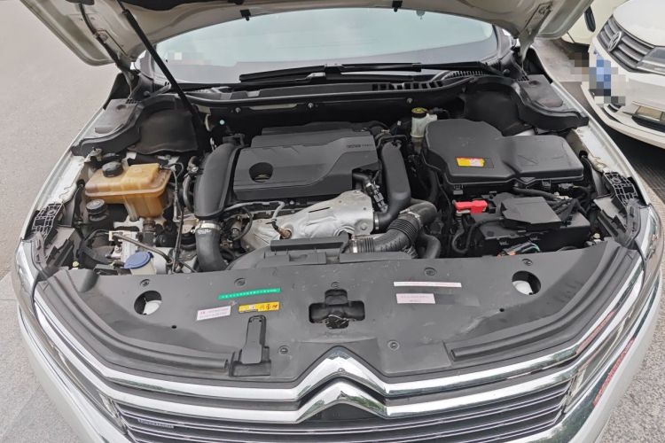 Used Citroen C6 2019 400THP Prestige Model Engine Bay