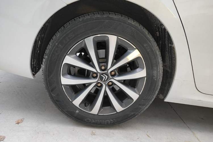 Used Citroen C6 2019 400THP ORIGINS Centennial Deluxe Edition Exterior 5