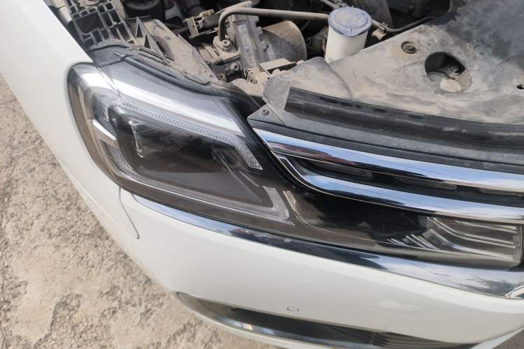 Used Citroen C6 2019 400THP ORIGINS Centennial Deluxe Edition Right Front Headlight