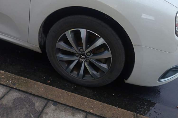 Used Citroen C6 2019 400THP ORIGINS Centennial Deluxe Edition Right Front Wheel Hub