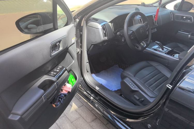 Used Citroen C6 2020 400THP Luxury Version Driver Seat