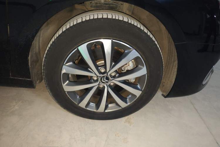 Used Citroen C6 2020 400THP Luxury Version Exterior 7