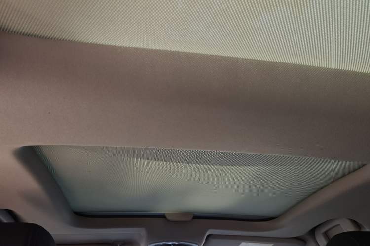 Used Citroen C6 2020 400THP Luxury Version Headliner