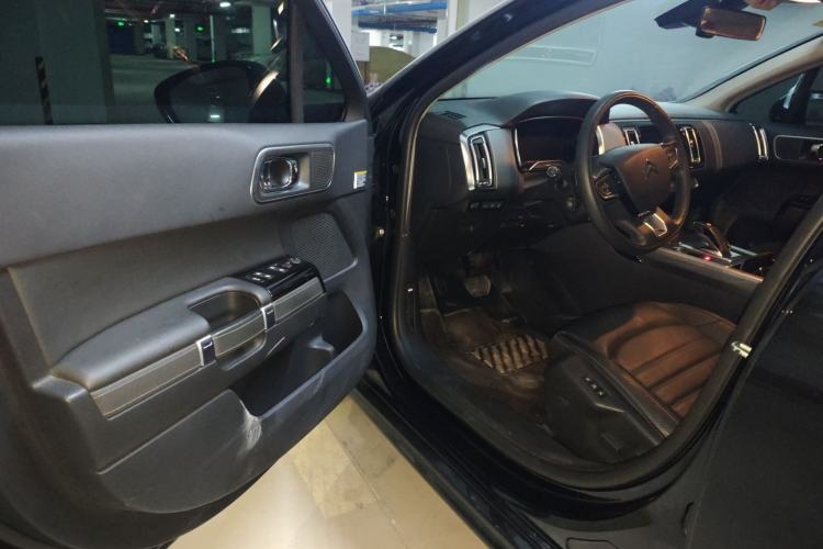 Used Citroen C6 2020 400THP Luxury Version Interior 3