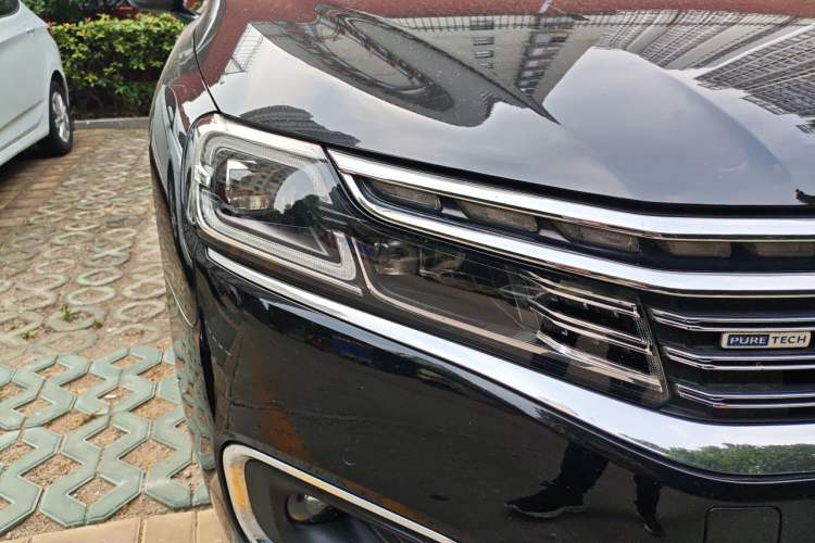 Used Citroen C6  Right Front Headlight