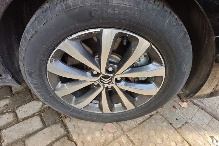 Used Citroen C6 2020 400THP Luxury Version Right Front Wheel Hub