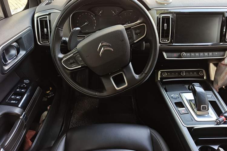 Used Citroen C6 2020 400THP Luxury Version Steering Wheel