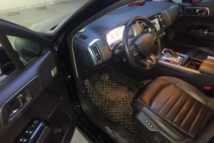 Used Citroen C6 2020 400THP Luxury Version Driver Seat