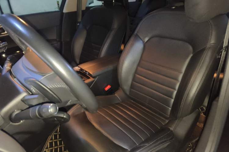 Used Citroen C6 2020 400THP Luxury Version Left Front Seat