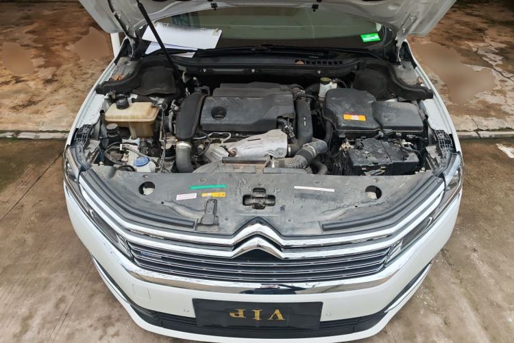 Used Citroen C6 2020 400THP Luxury Version Engine Bay