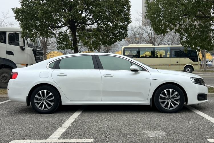Used Citroen C6 2020 400THP Luxury Version Exterior 2
