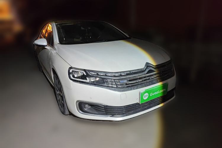 Used Citroen C6 2020 400THP Luxury Version Front Right 45 Deg