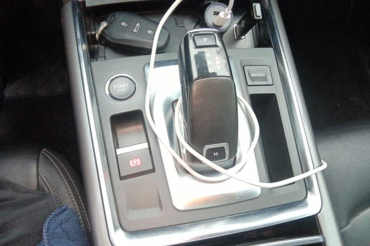 Used Citroen C6 2020 400THP ORIGINS Centennial Deluxe Edition Gear Lever