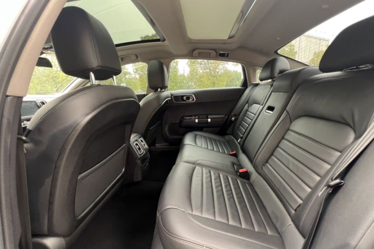 Used Citroen C6 2020 400THP Luxury Version Interior 2
