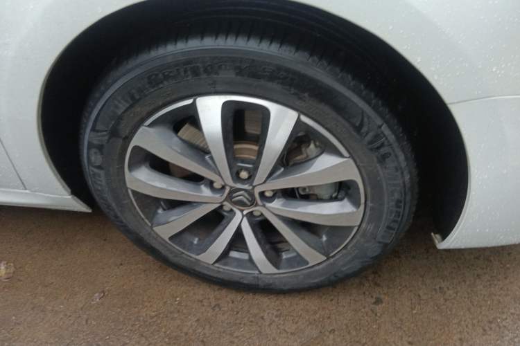 Used Citroen C6 2020 400THP ORIGINS Centennial Deluxe Edition Right Front Wheel Hub